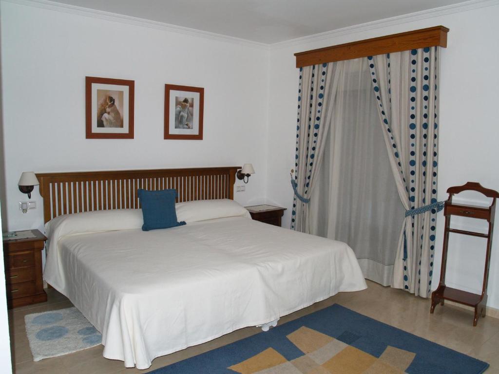 Hotel Caico'S Prado Del Rey Zimmer foto